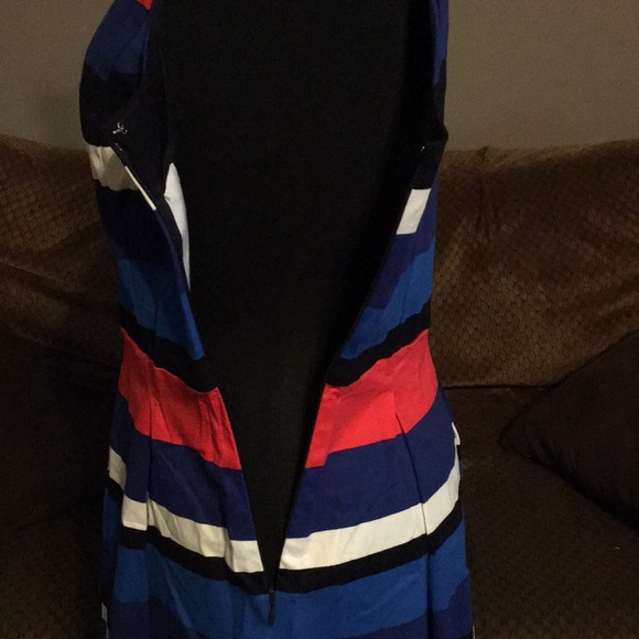 Tommy Hilfiger Dress - Picture 4 of 8